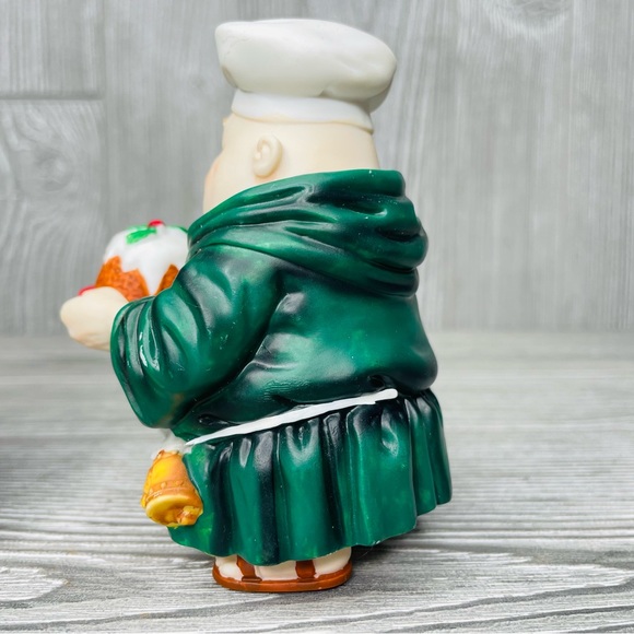 Department 56 Marry Makers Percival Puddingman Charming Sebastian Snowball Maker - Picture 5 of 13